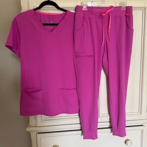 Med Couture Amp Vibrant Magenta Scrub Set. Worn Once!
